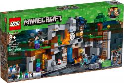 Lego Minecraft 21147 Avventure con la Bedrock